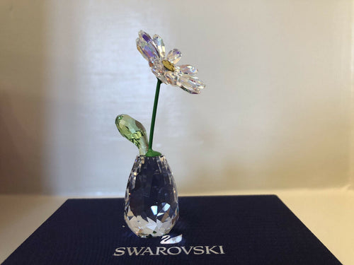 Authentic New in Box Swarovski Flower Dreams Daisy AB Crystal 5529233 PWP 2020